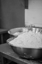 flour in a bowl 
