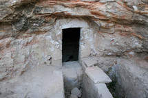 empty tomb in Jordan 