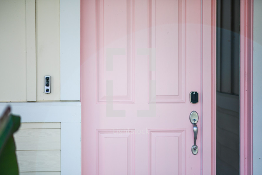 pink door 