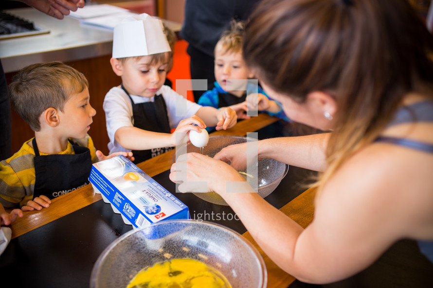 children at cooking class 