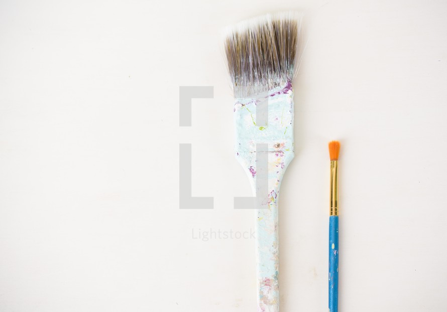 old paint brushes 