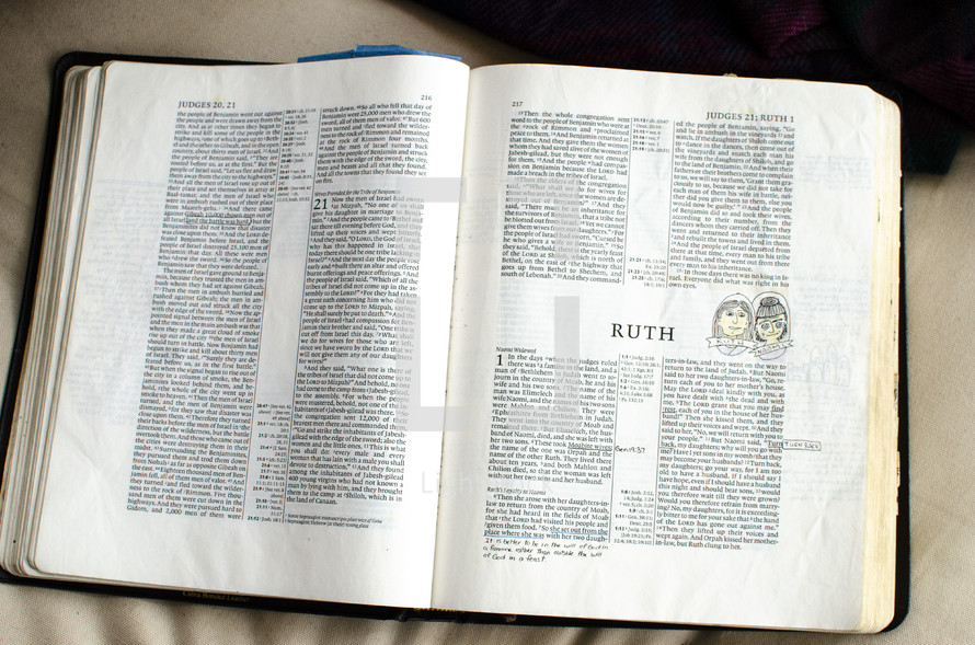 handwritten notes on pages of a Bible opened to Ruth