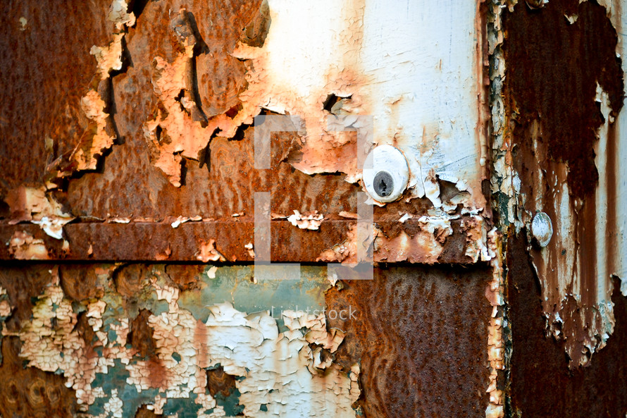 Rusty metal background and keyhole