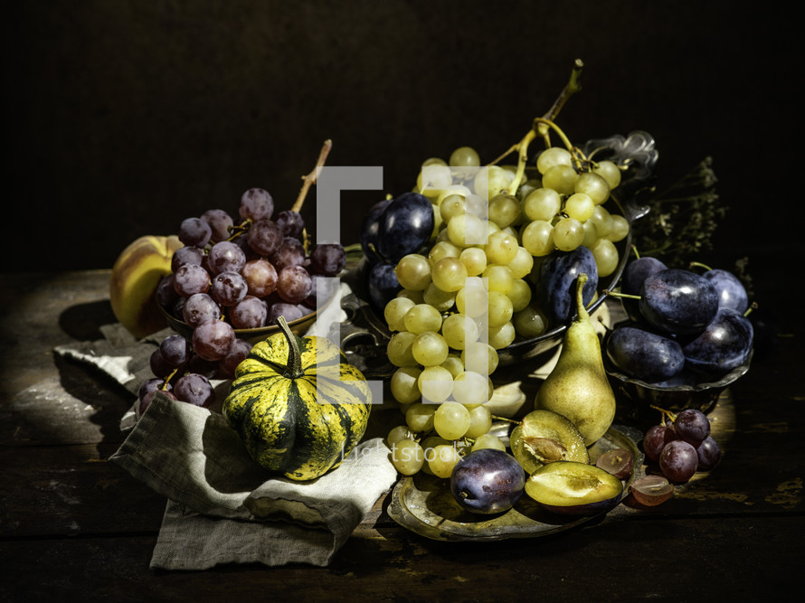 grapes and figs 