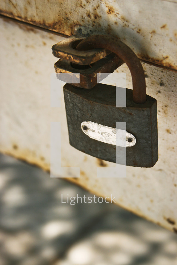 a rusty padlock 
