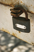 a rusty padlock 