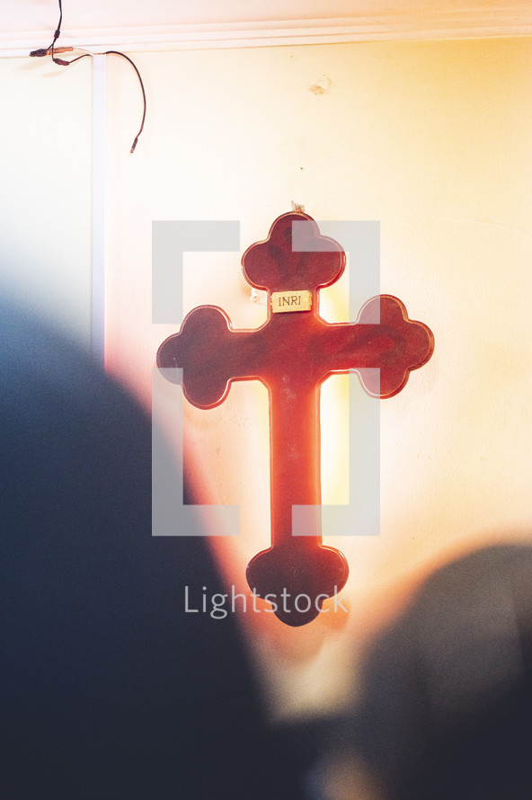 illuminated cross 