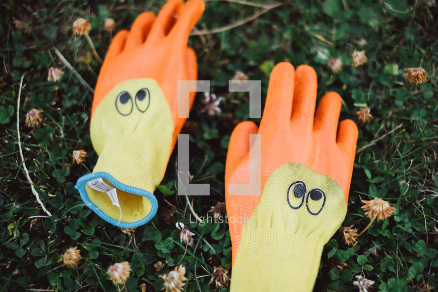 gardening gloves 