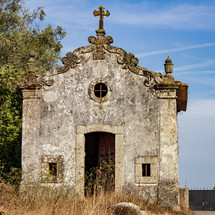 An abandoned chapel in the village of Vale de Remigio, Portugal