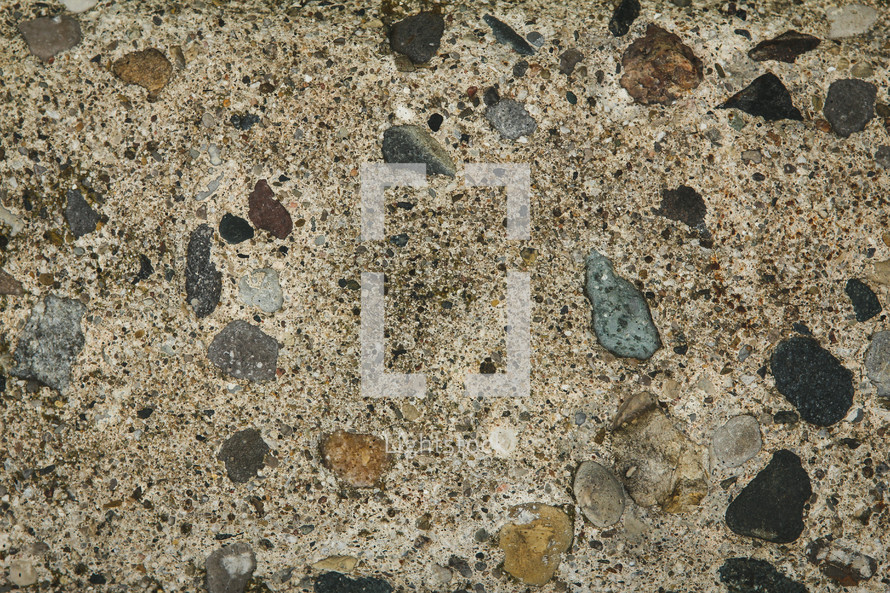 stones in concrete 