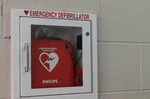 Emergency defibrillator 