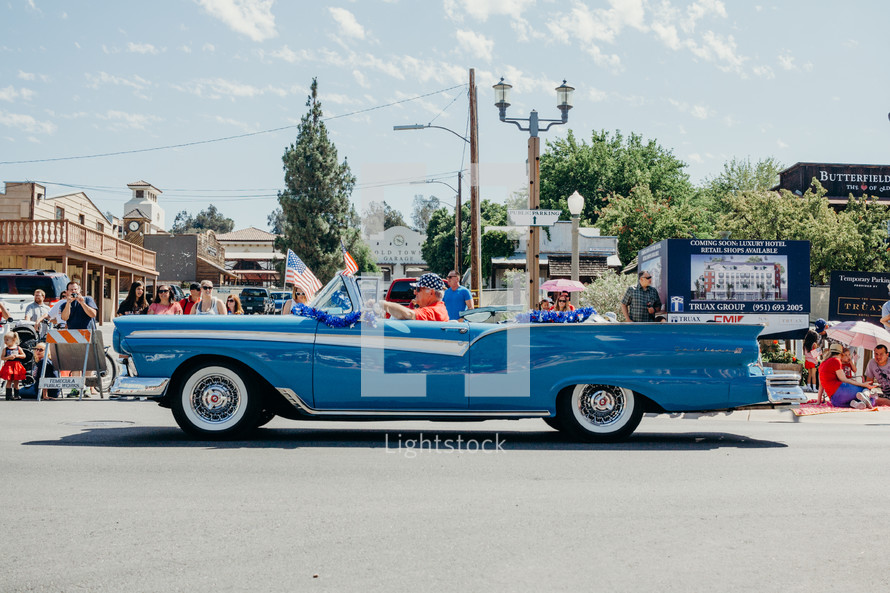 vintage car in a parade 