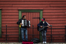 street musicians entertaining 