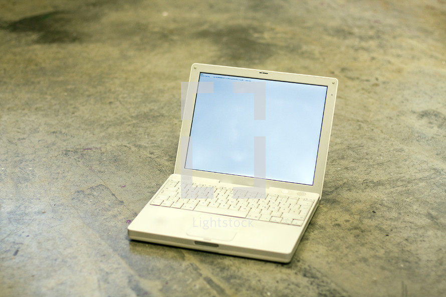 laptop computer screen 