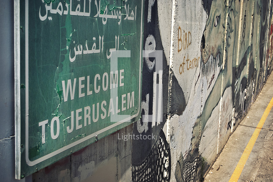 welcome to Jerusalem sign 