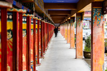 covered walkway in China 