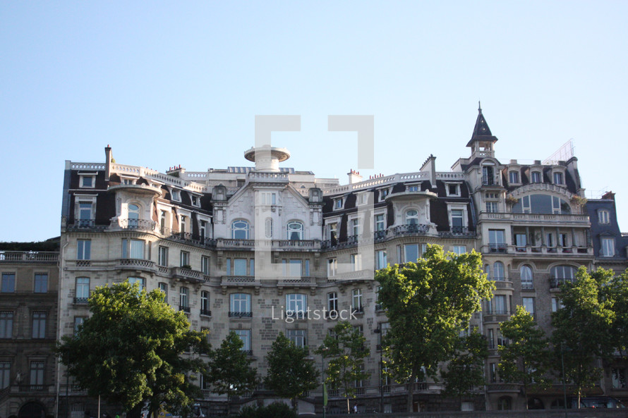 Buildings in Paris 