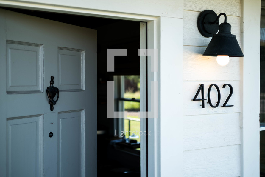 address numbers at the front of a house 