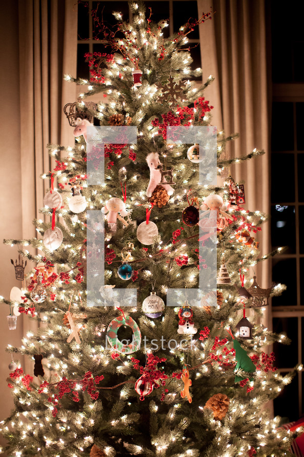 a decorated Christmas tree 