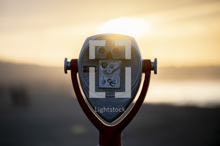 viewfinder scope at Newport Beach, California pier 