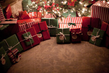 presents under a Christmas tree 