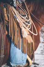 ropes on a saddle 