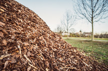 pile of mulch 