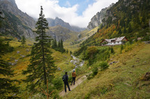 Malaiesti Chalet And Valley On A Autumn Day In Bucegi Mountains