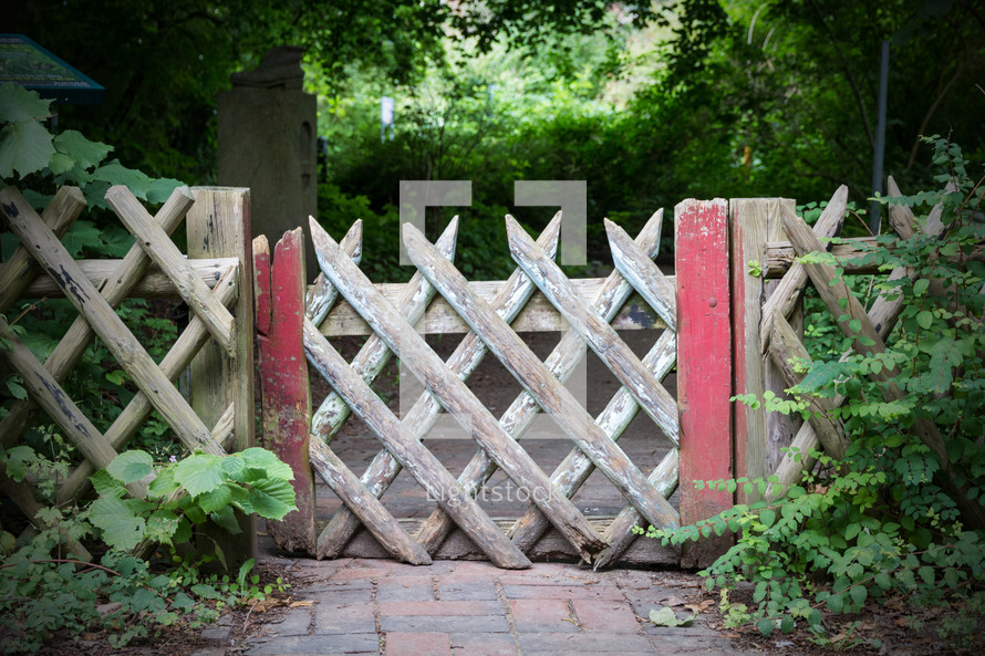 wooden gate 