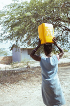 gathering water in jugs 