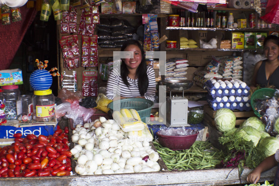 women in a market 