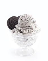 cookies and cream ice cream cup 
