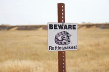 Beware rattlesnakes sign 