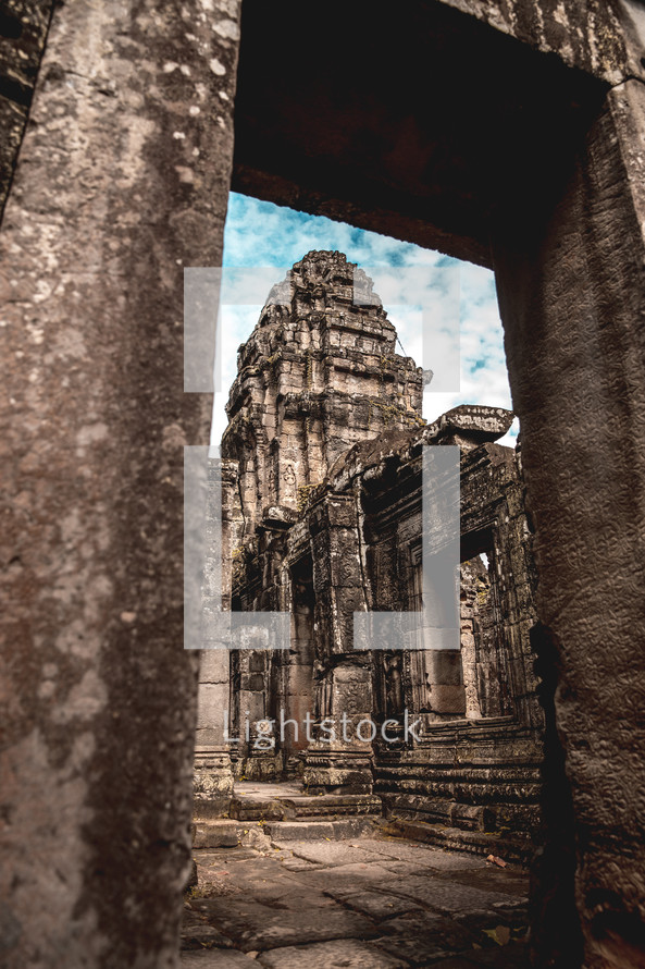 ruins in Angkor Wat 