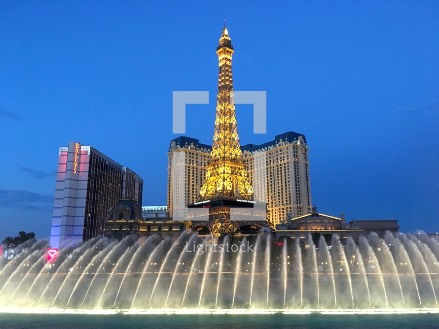 Bellagio Fountains at night in Las Vegas