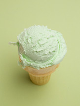 green ice cream 