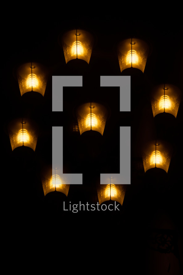glowing lantern pattern 