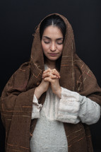 pregnant Mary praying 
