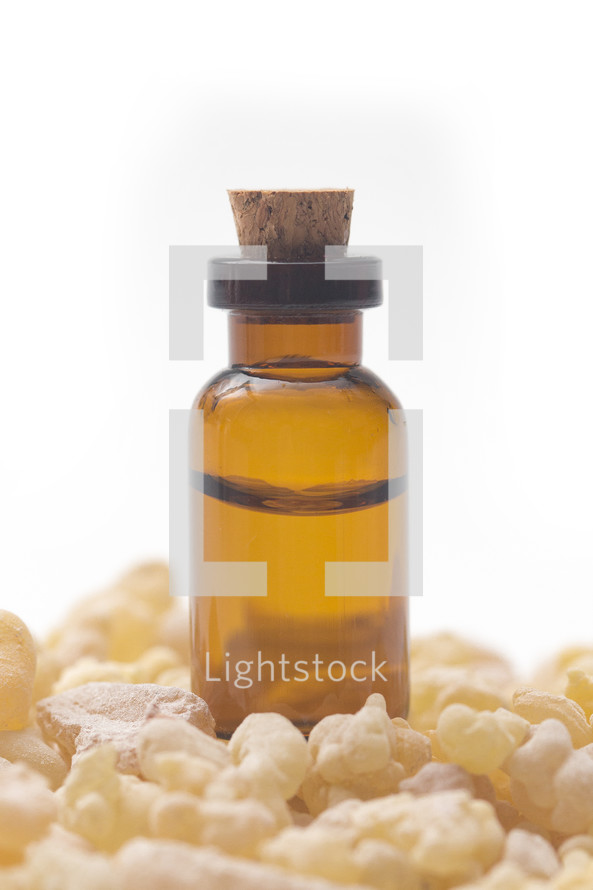 frankincense essential oil 
