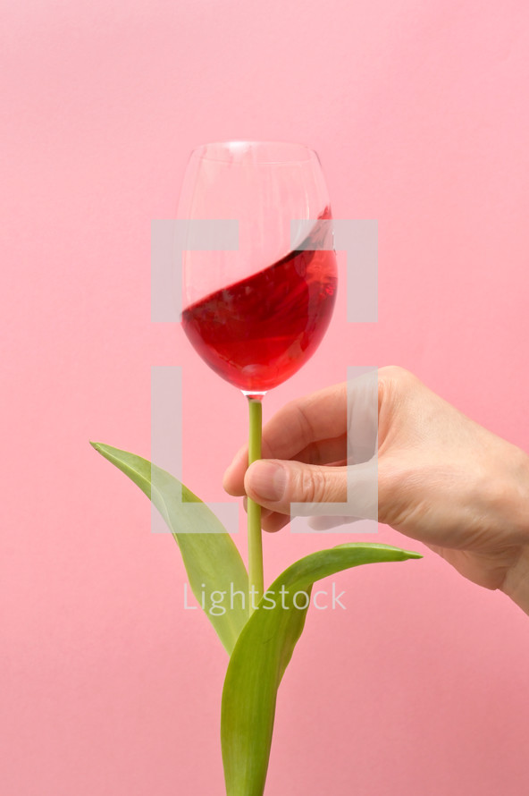 Red Wine In Glass Like Beautiful Tulip