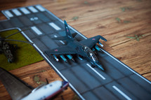 miniature model airplanes 