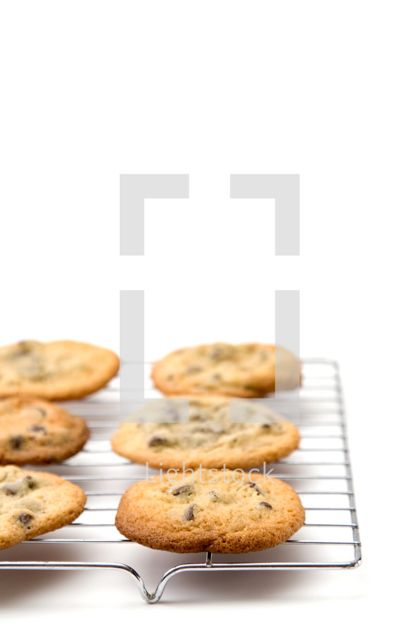 cookies on a cooling rack 
