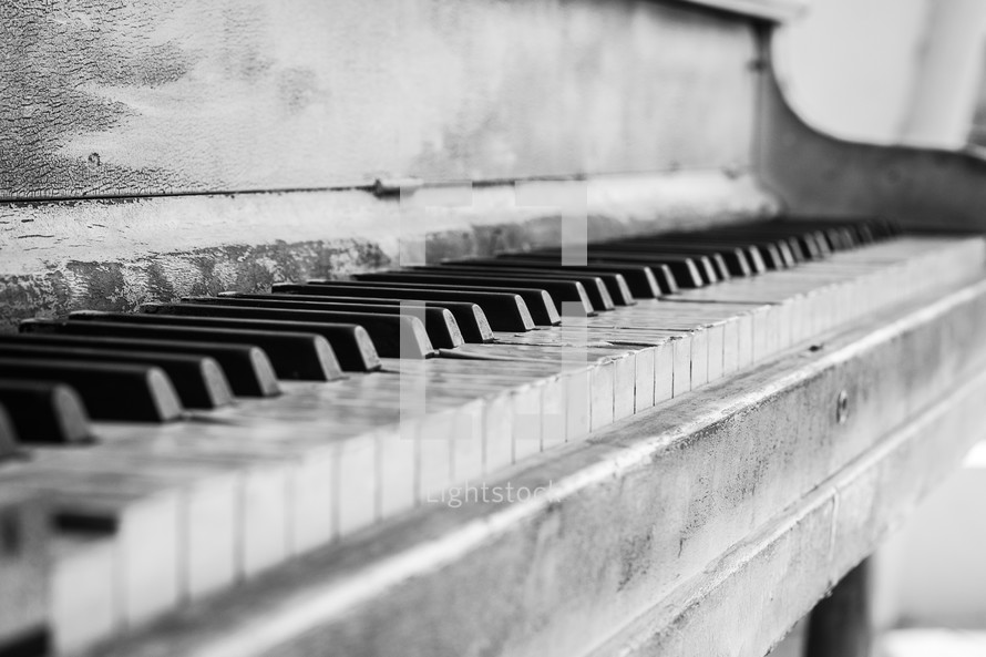 an old piano 
