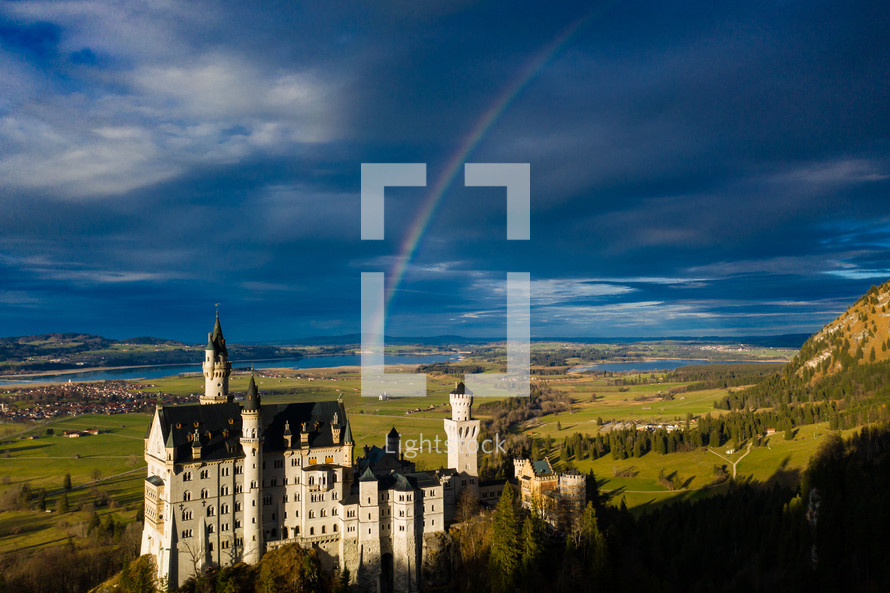rainbow and castle 