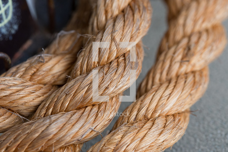 thick rope 