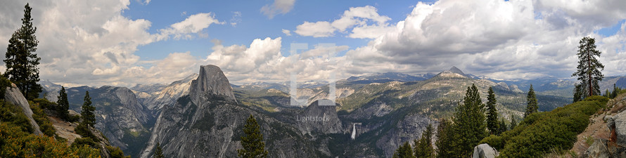 Yosemite National Park panorama 