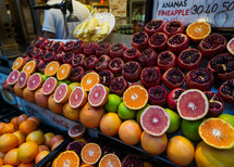 Fresh fruit stand in Istanbul, Turkey 