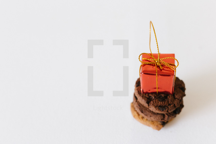 cookies with a small gift 