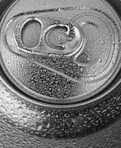 condensation on a soda can 