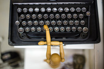 typewriter and art form 